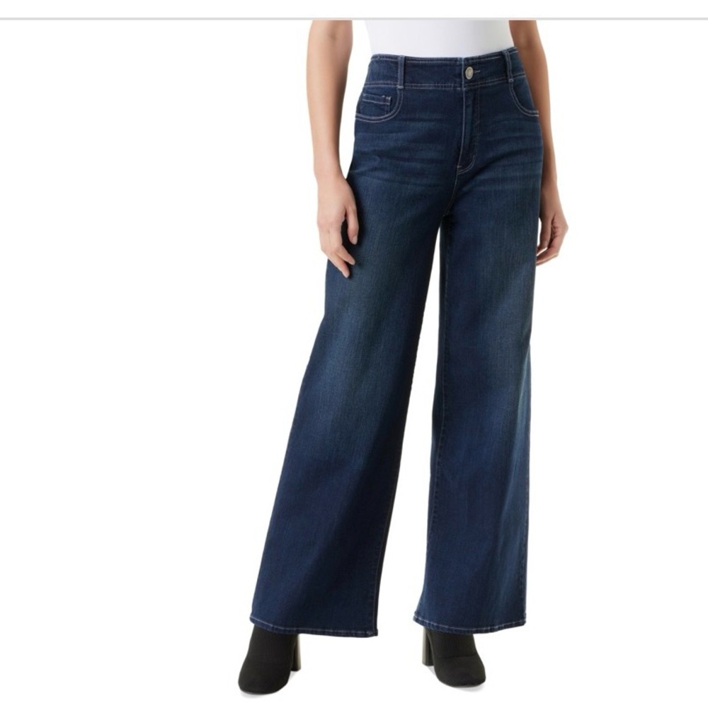 Gloria Vanderbilt Women's Shape Effect Wide-Leg Jeans - Mirabel W.